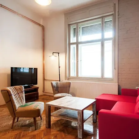 Stylish Downtown Lejlighed