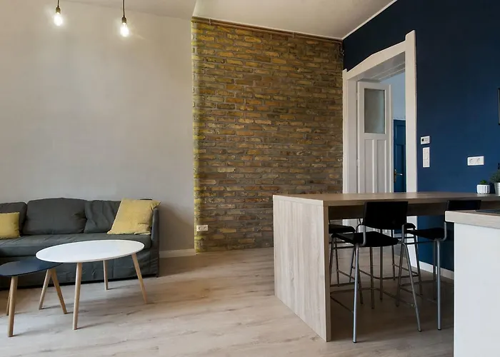 Stylish Downtown شقة *